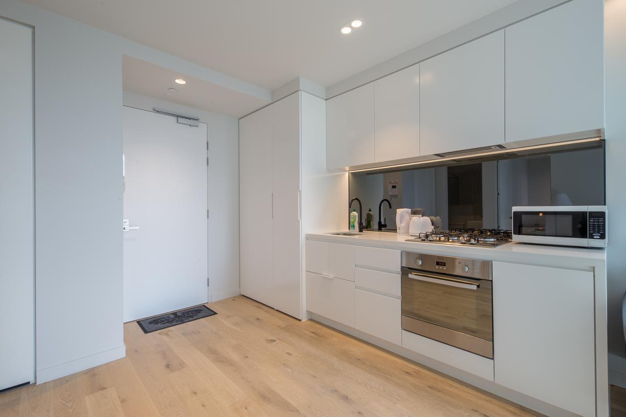 Light Tower Apartment Melbourne City Exterior foto