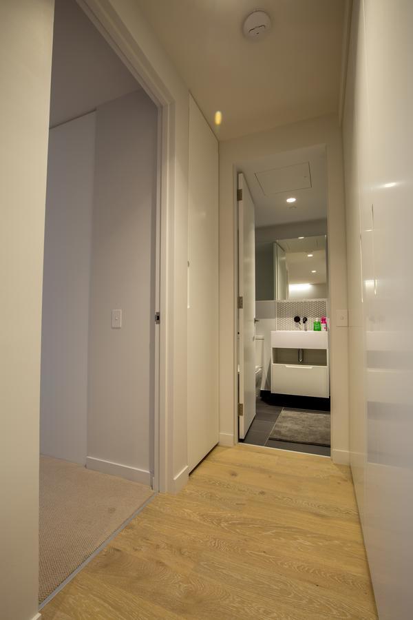 Light Tower Apartment Melbourne City Exterior foto