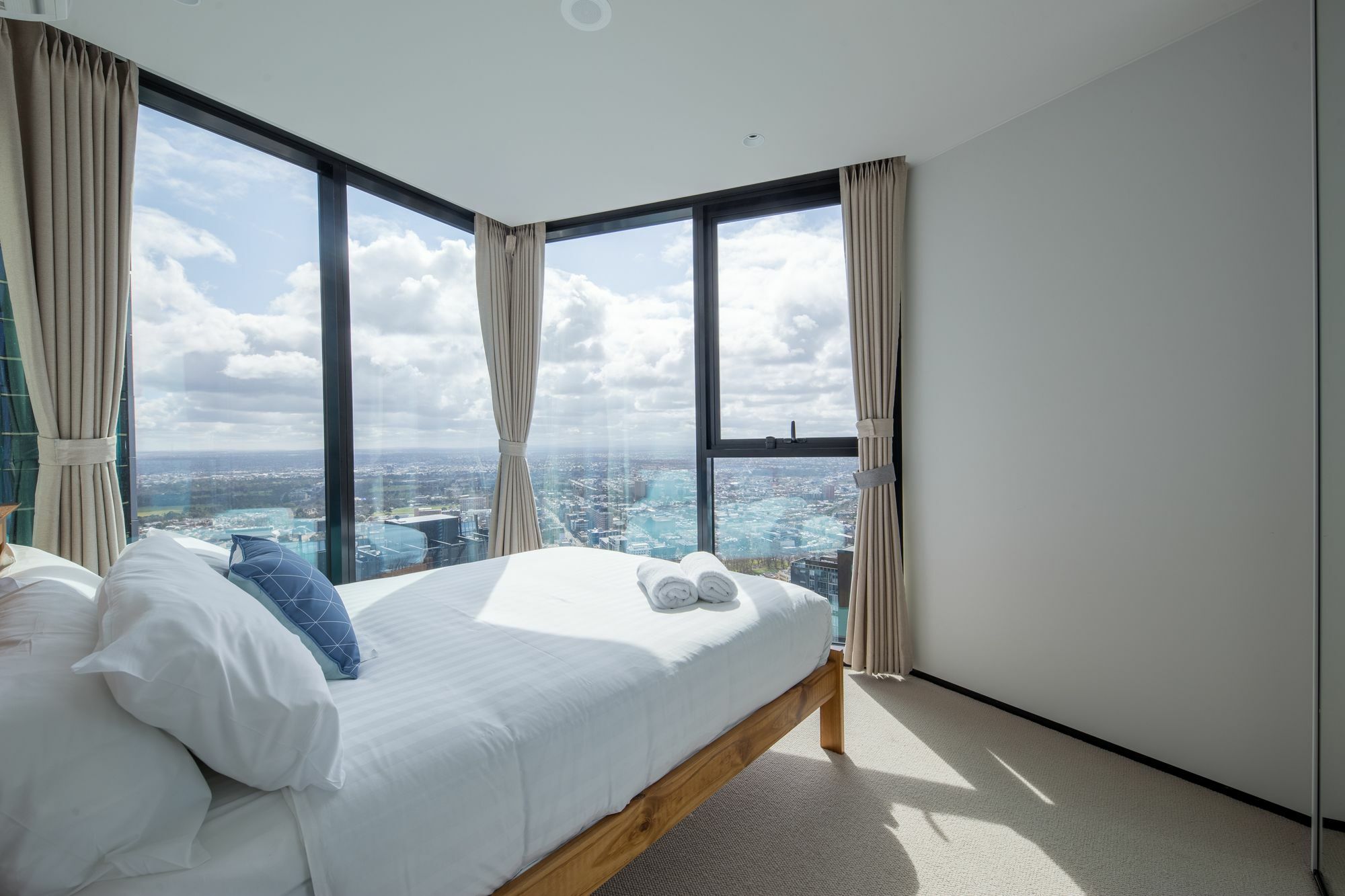Light Tower Apartment Melbourne City Exterior foto